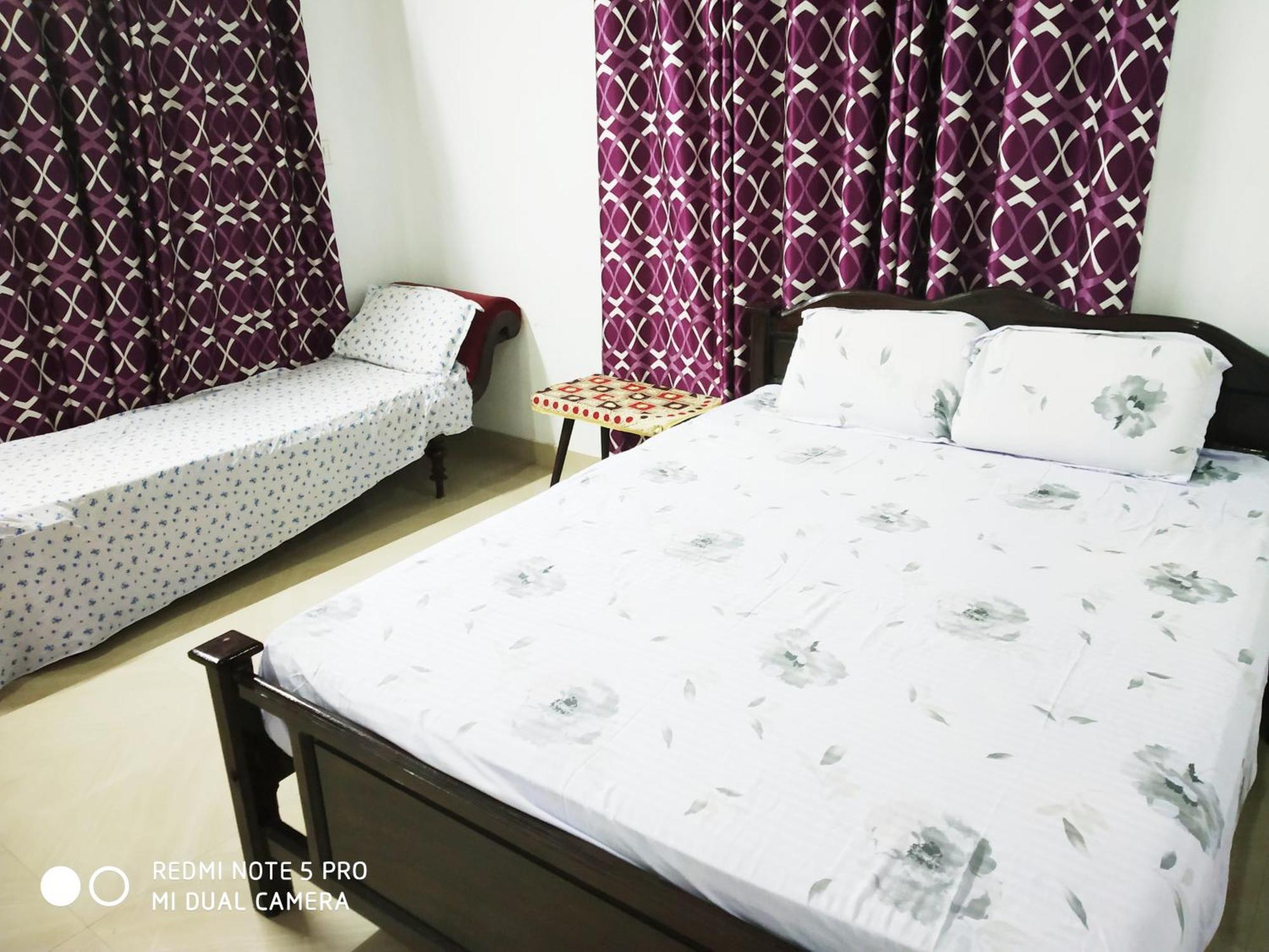 Munroe Heritage Inn Mundrothuruth Szoba fotó